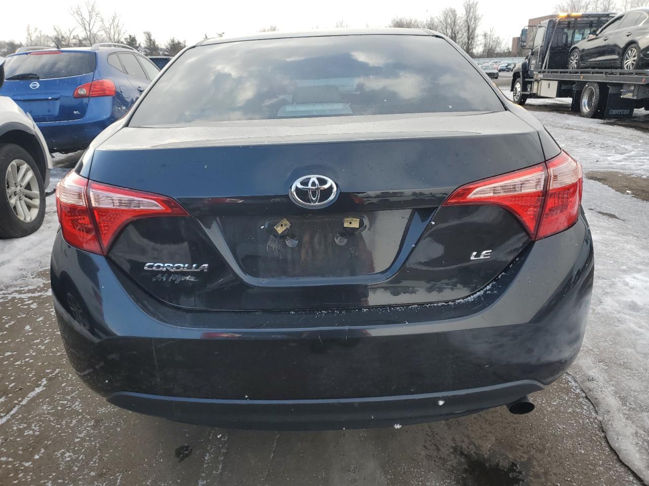 2019 TOYOTA COROLLA L - Image 6
