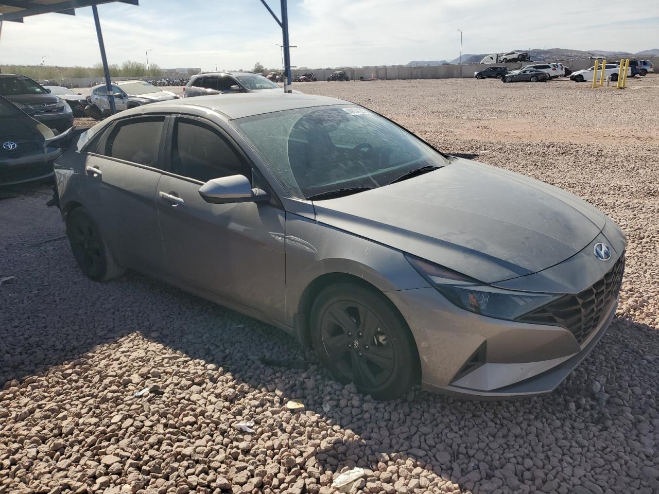 2022 HYUNDAI ELANTRA SE - Фото 4