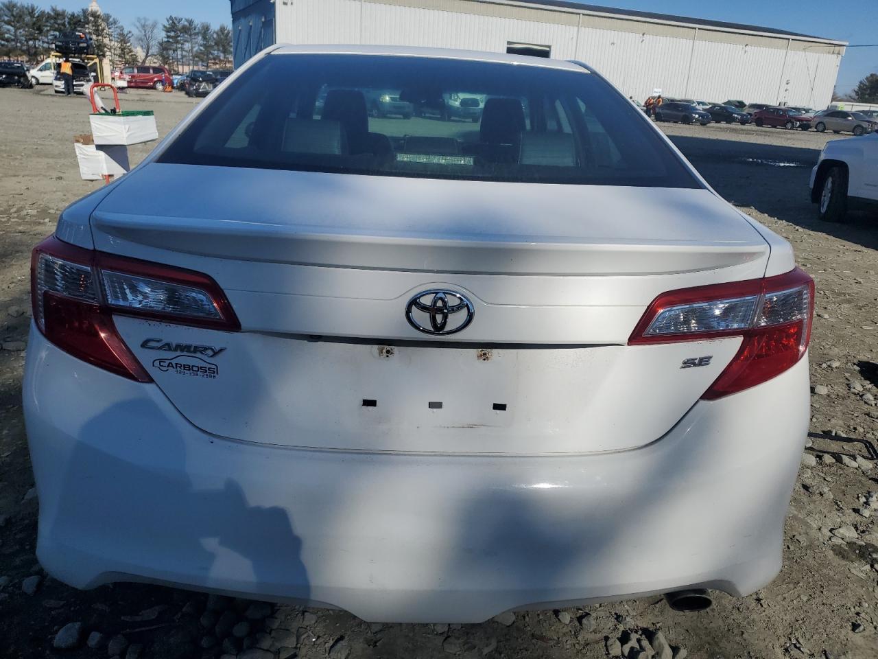 2014 TOYOTA CAMRY L - Image 6