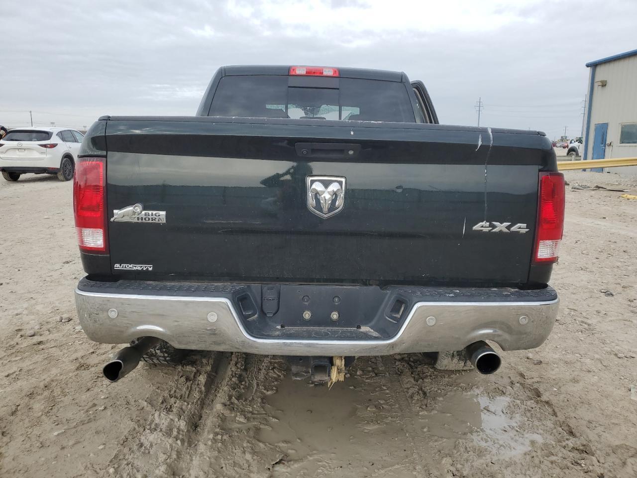 2017 RAM 1500 SLT - Image 6
