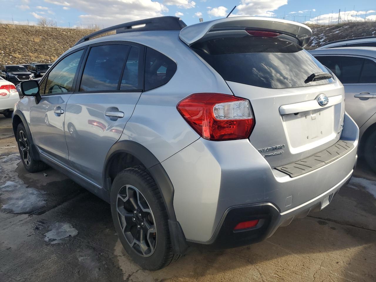 2014 SUBARU XV CROSSTR - Image 2