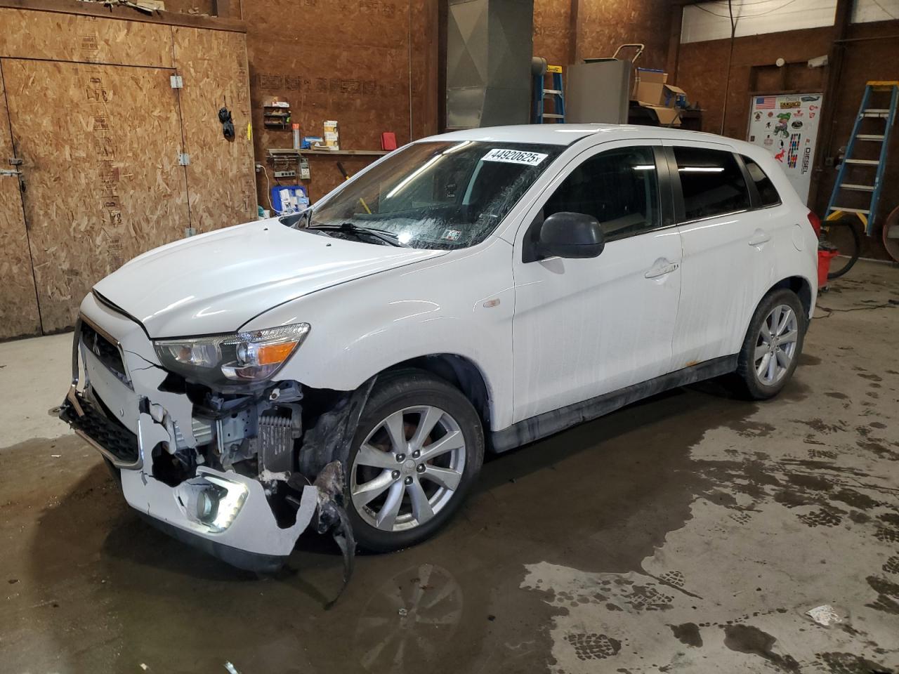 2015 MITSUBISHI OUTLANDER
