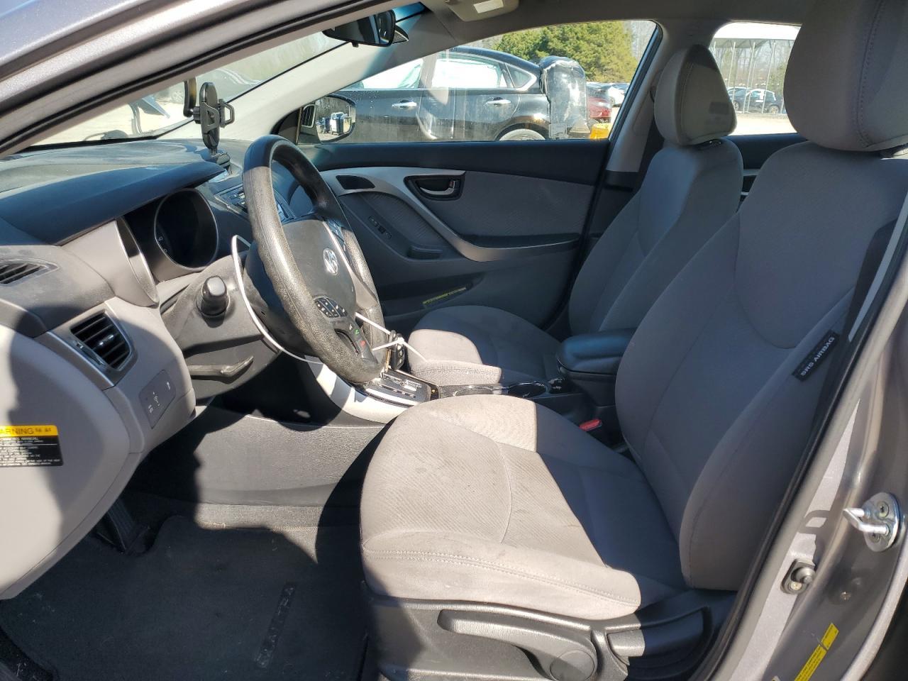 2013 HYUNDAI ELANTRA GL - Image 7