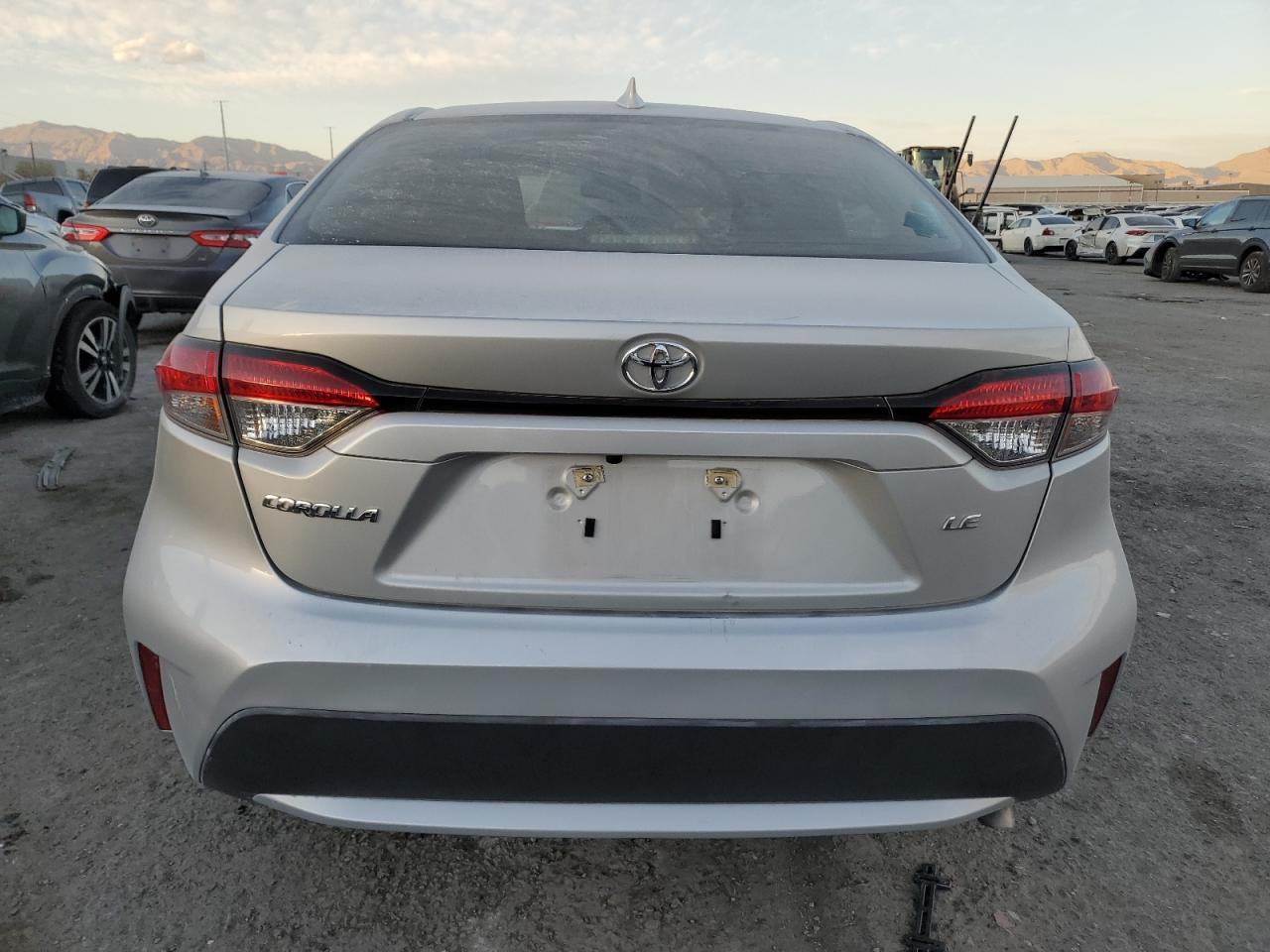 2021 TOYOTA COROLLA LE - Image 6