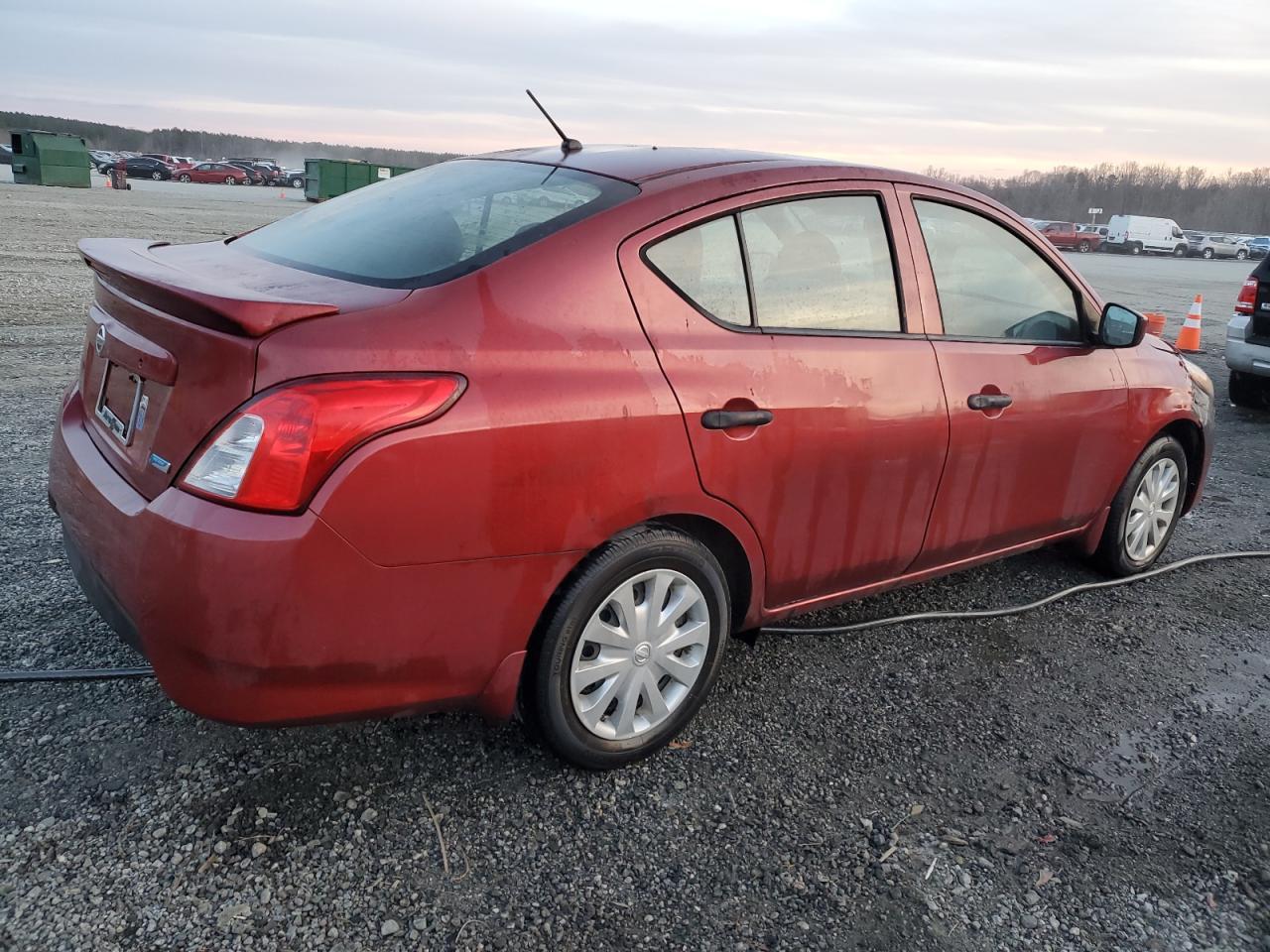 2016 NISSAN VERSA S - Фото 3