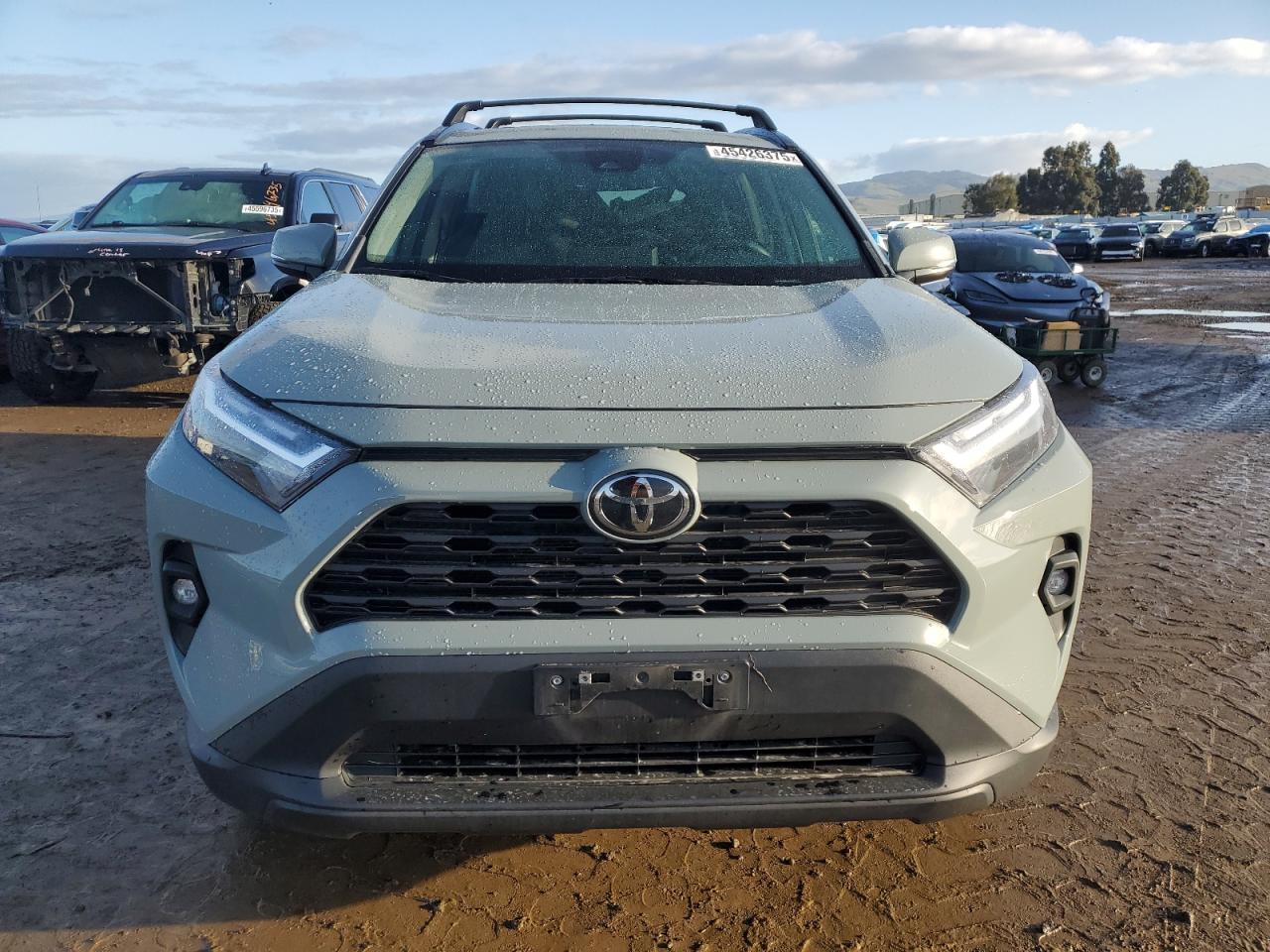 2022 TOYOTA RAV4 XLE P - Image 5