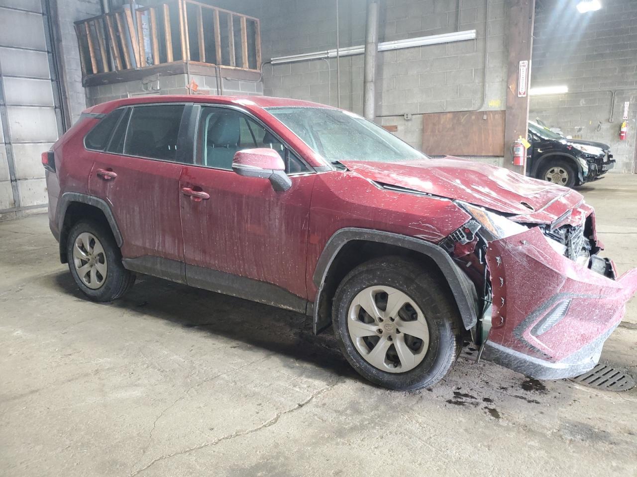 2023 TOYOTA RAV4 LE - Фото 4