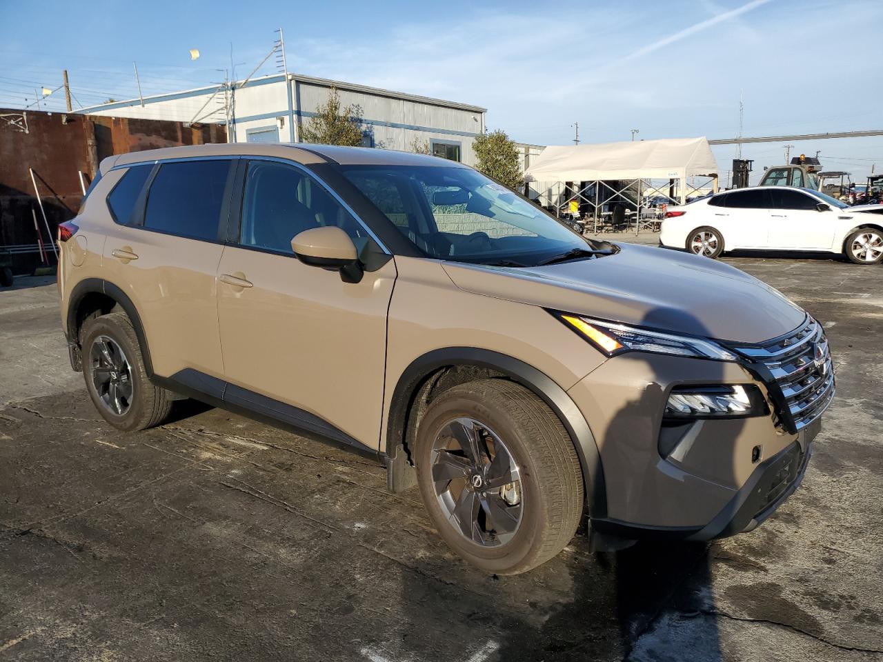 2024 NISSAN ROGUE SV - Фото 4