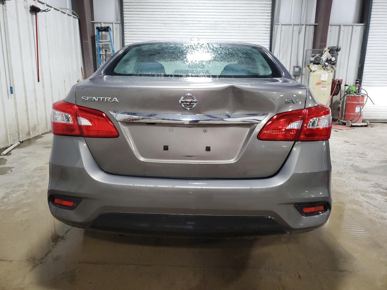 2017 NISSAN SENTRA S - Фото 6