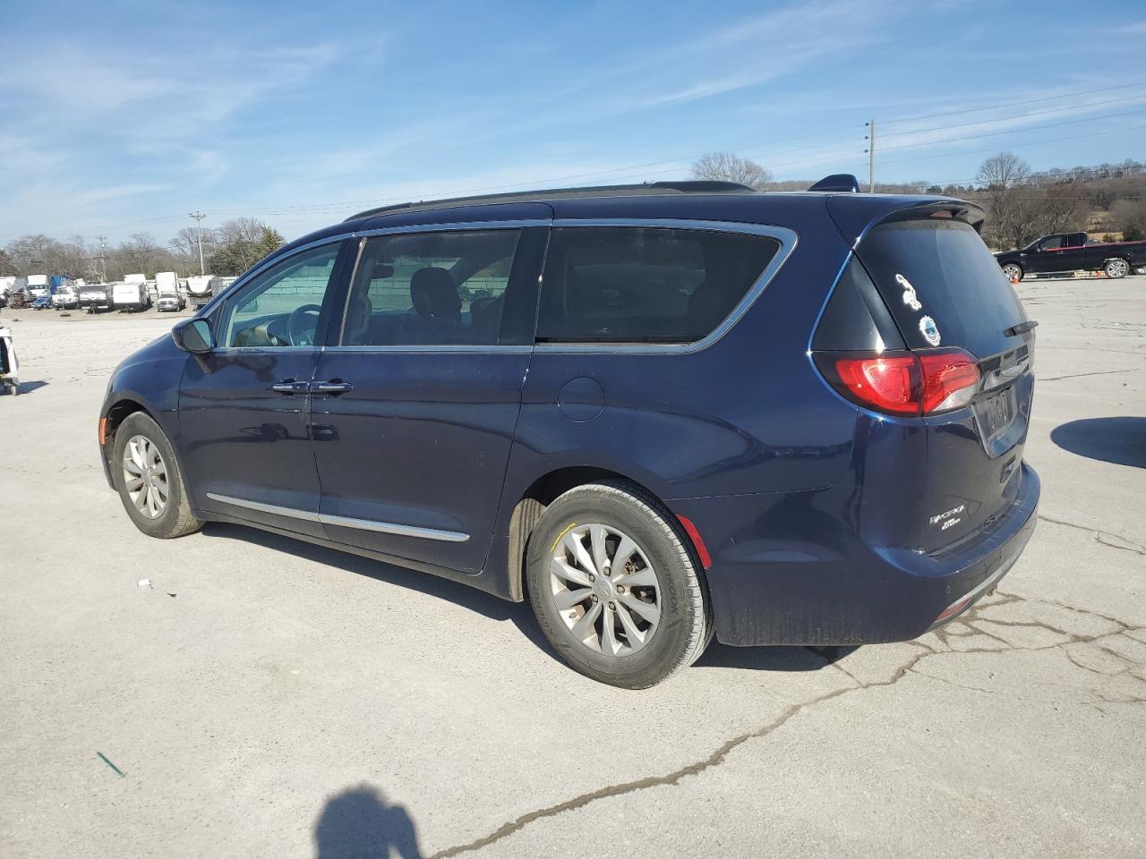 2017 CHRYSLER PACIFICA T - Фото 2