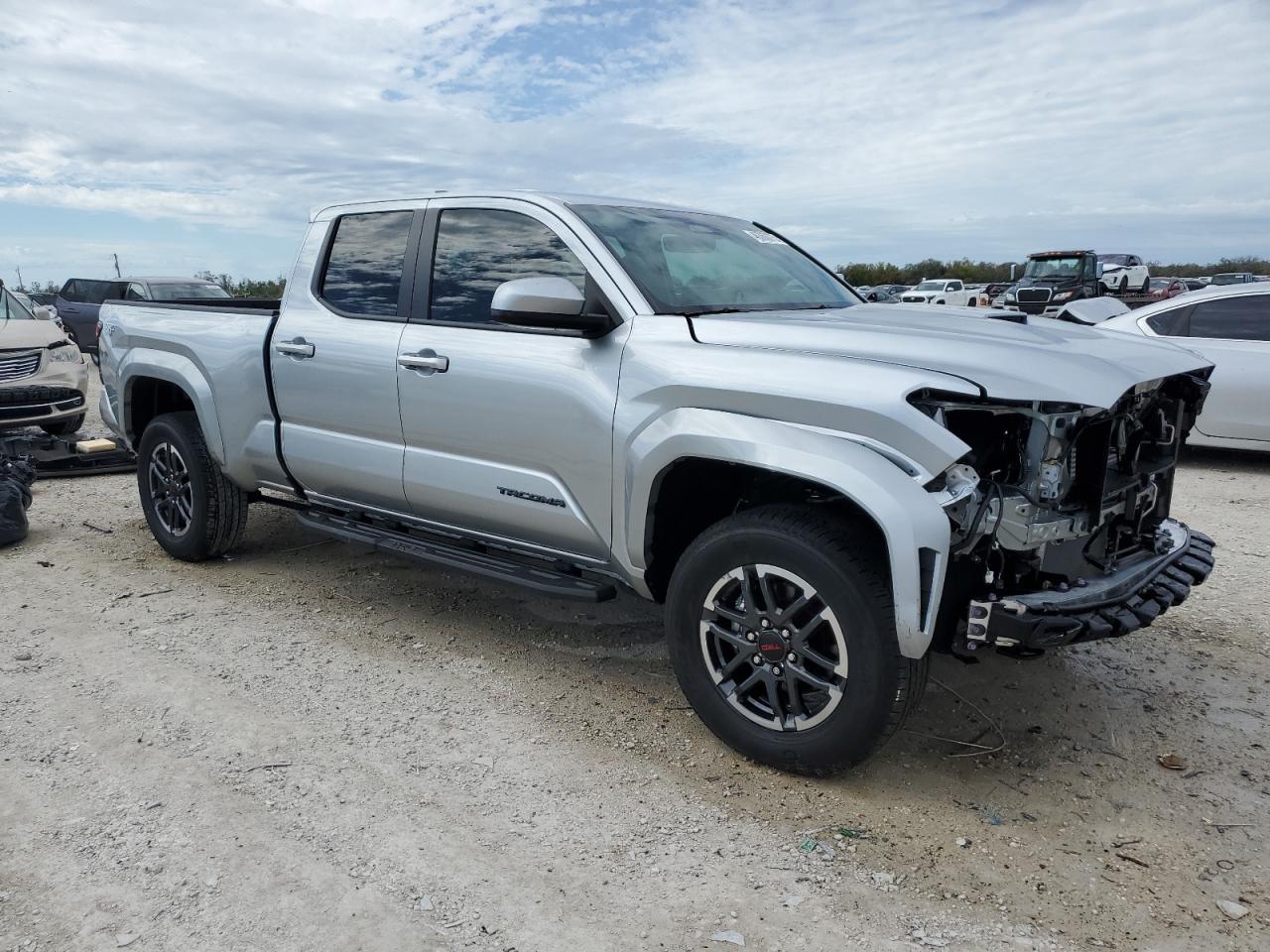 2024 TOYOTA TACOMA DOU - Фото 4