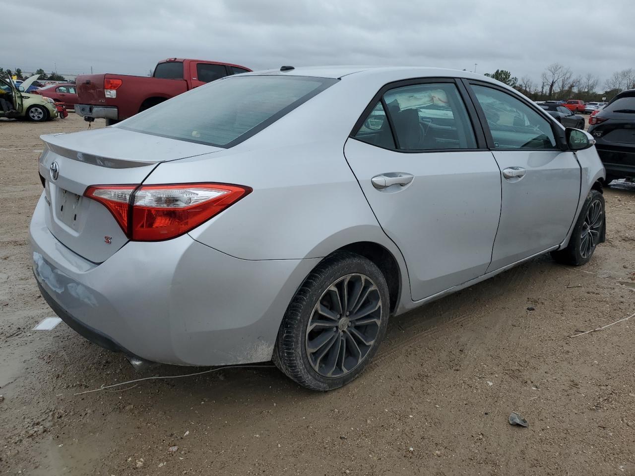 2014 TOYOTA COROLLA L - Фото 3