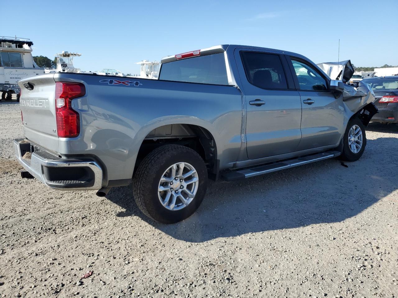 2024 CHEVROLET SILVERADO - Фото 3