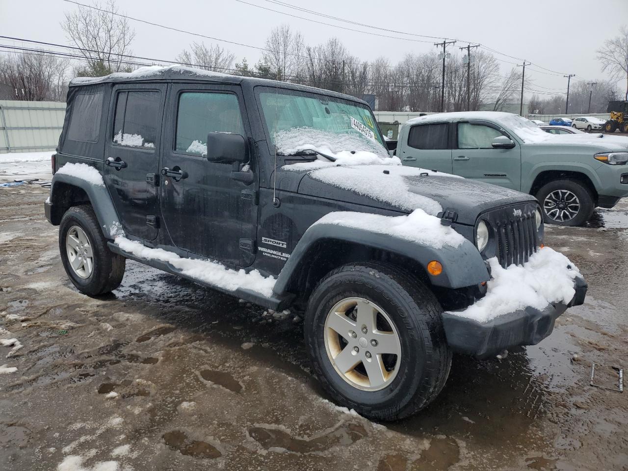 2012 JEEP WRANGLER U - Фото 4