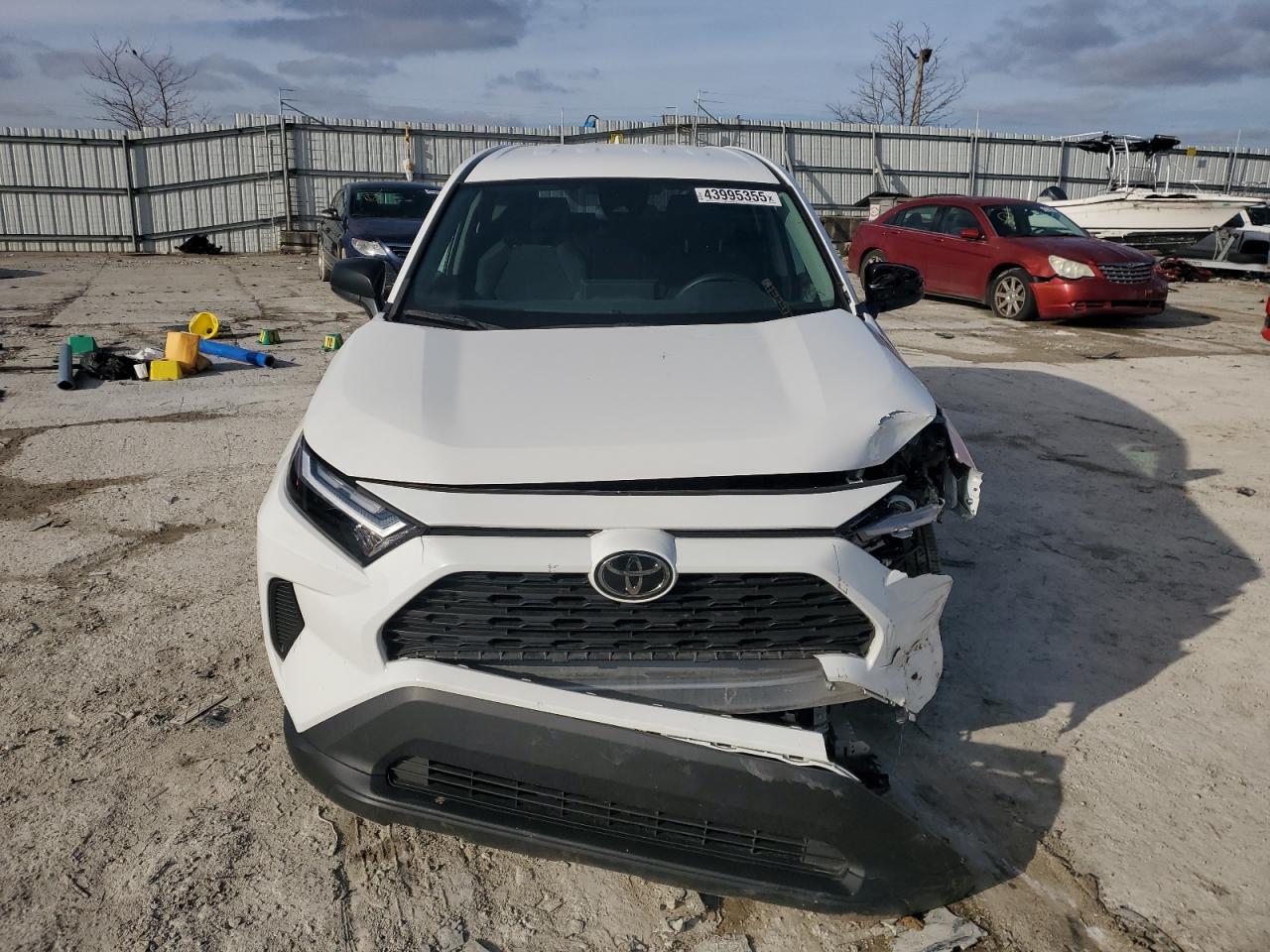 2023 TOYOTA RAV4 LE - Фото 5