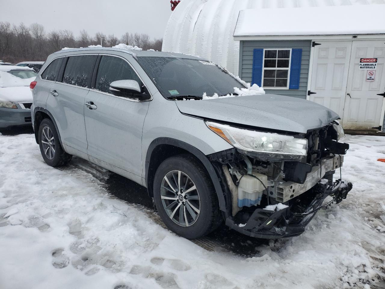 2018 TOYOTA HIGHLANDER - Image 4