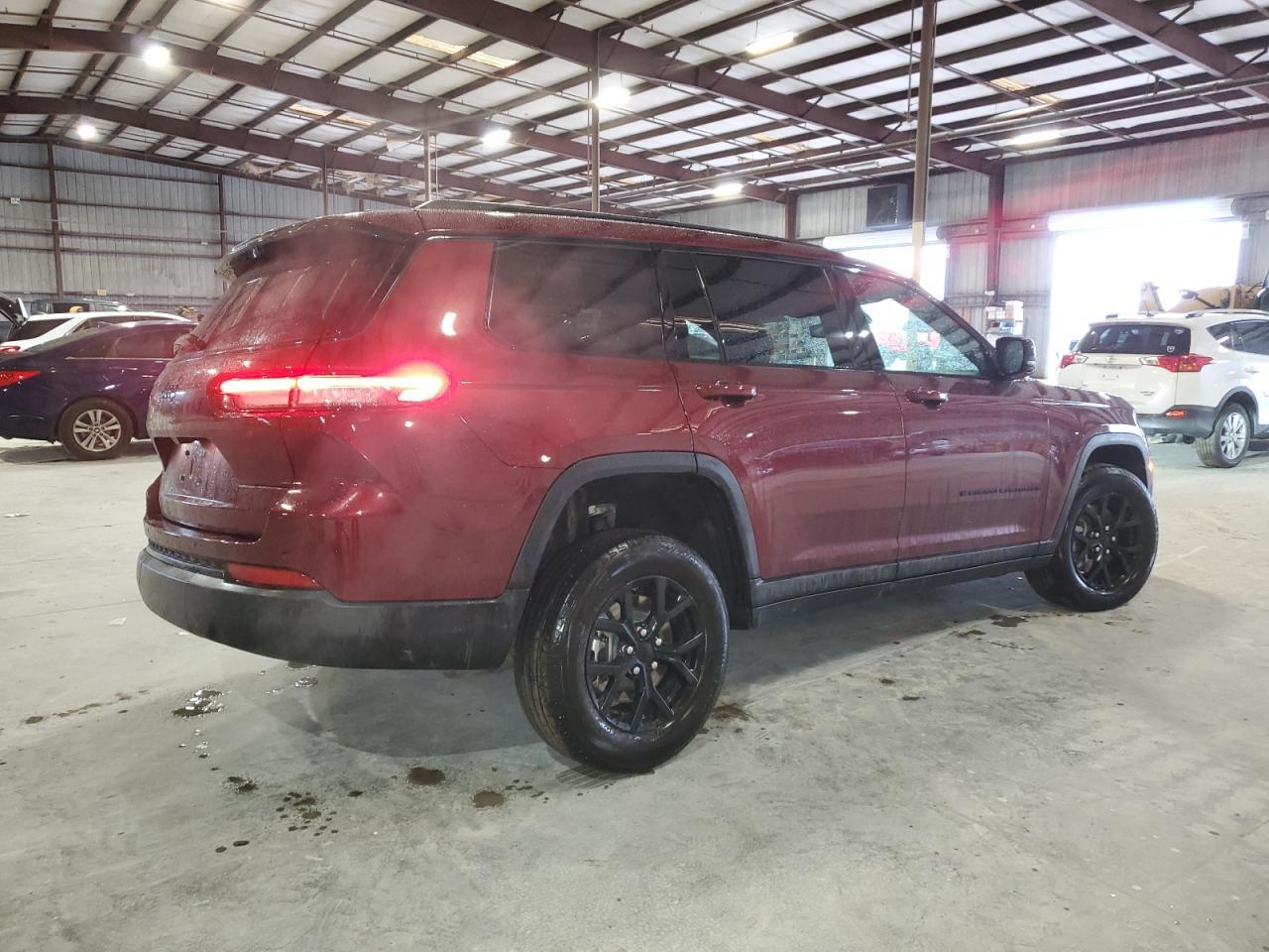 2024 JEEP GRAND CHER - Image 3