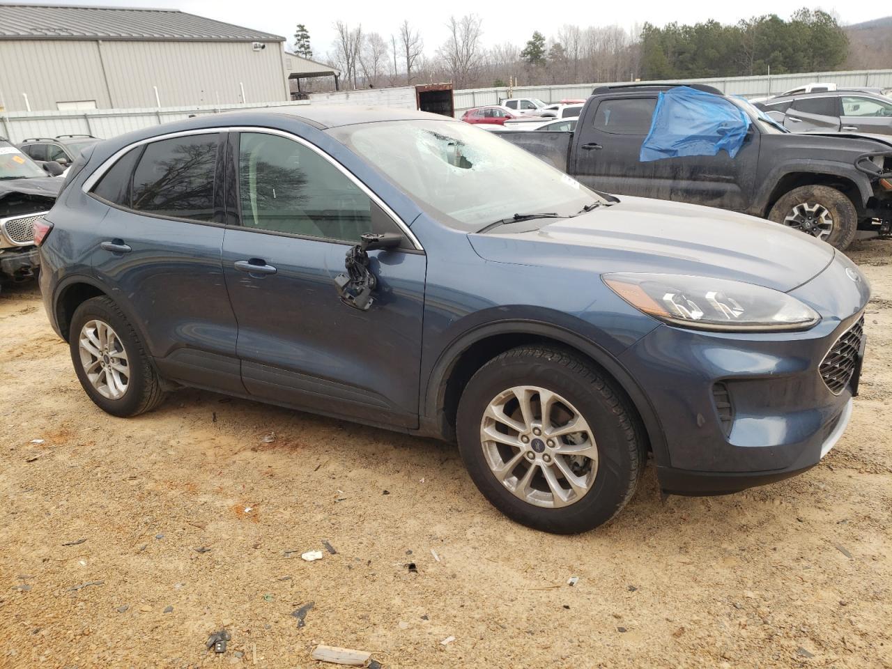 2020 FORD ESCAPE SE - Image 4
