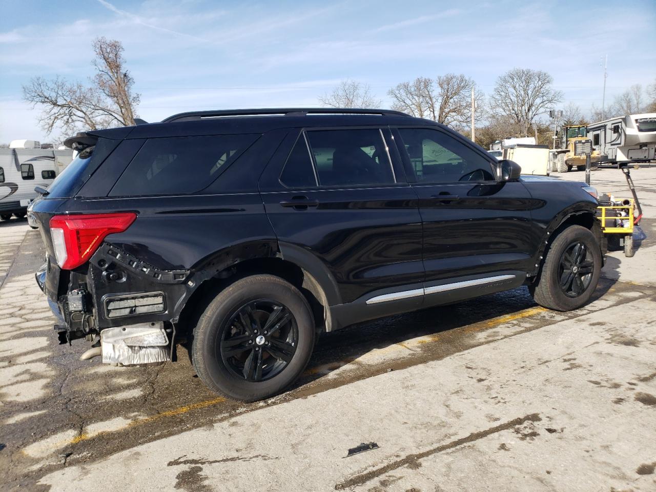 2022 FORD EXPLORER X - Image 3