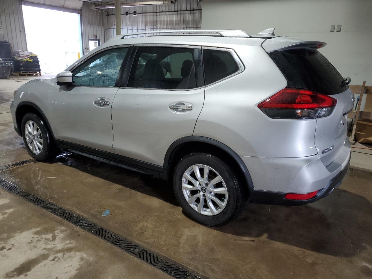 2018 NISSAN ROGUE S - Фото 2