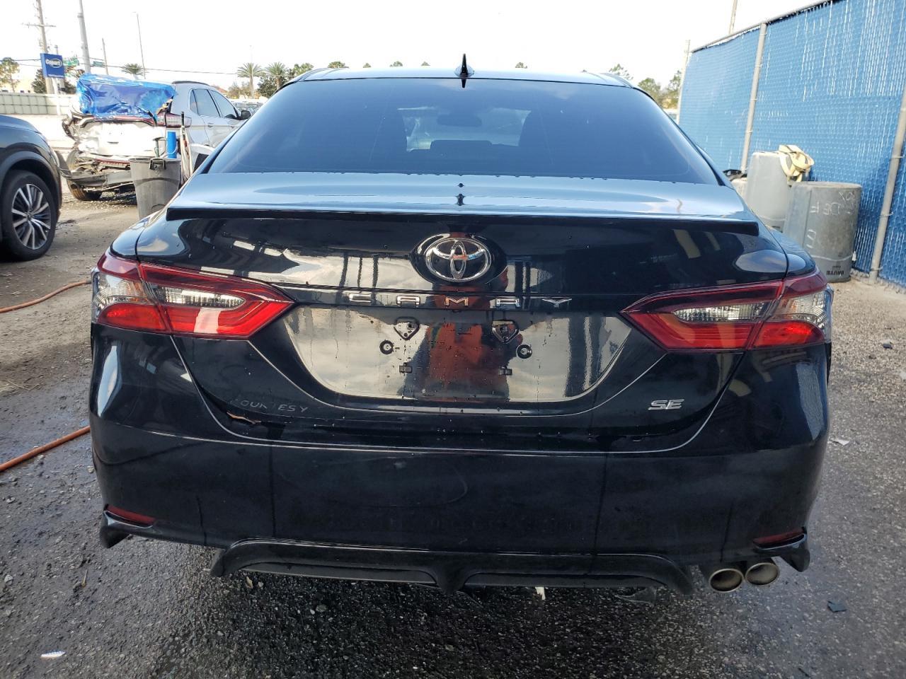 2021 TOYOTA CAMRY SE - Image 6