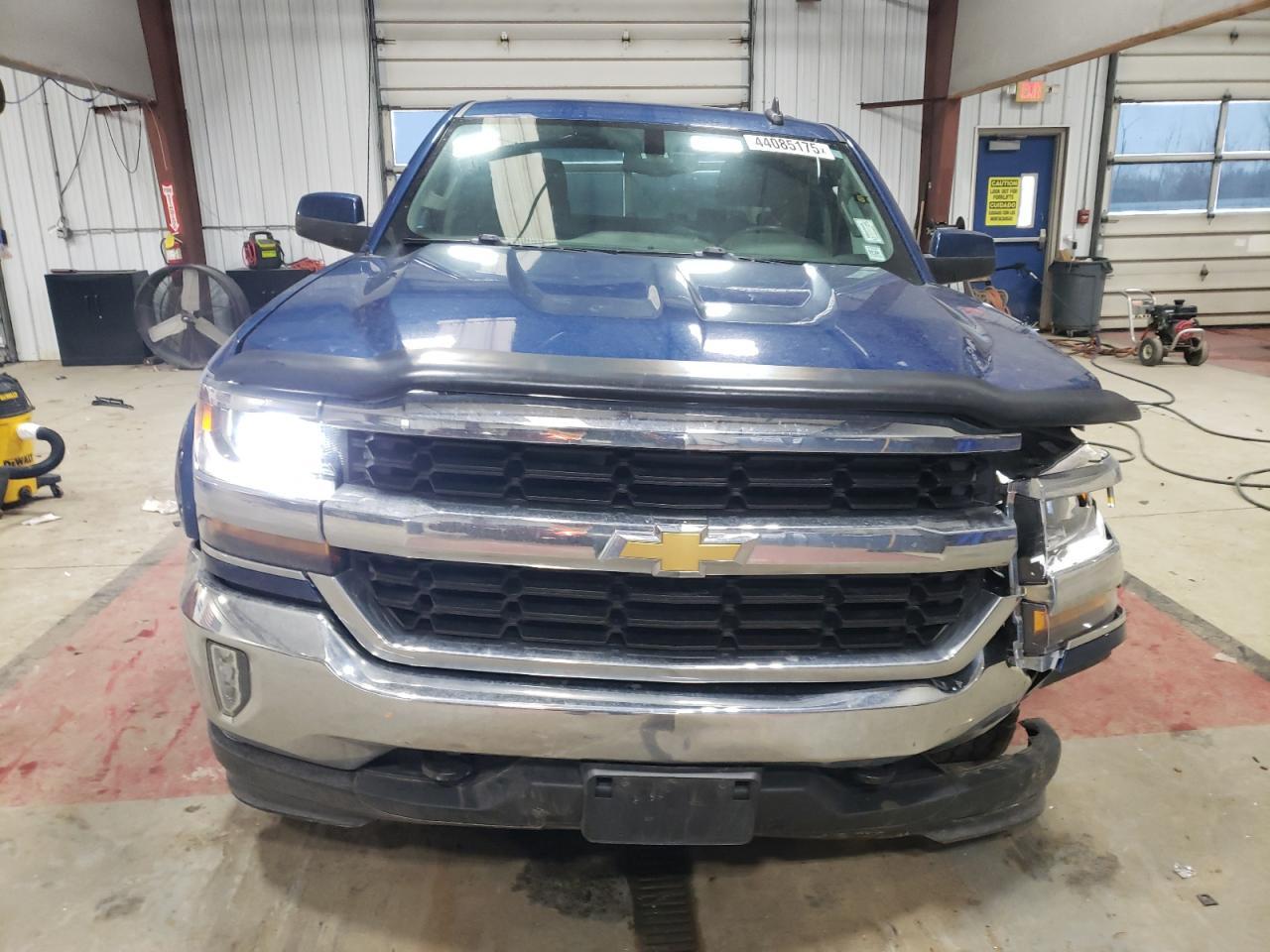 2017 CHEVROLET SILVERADO - Фото 5