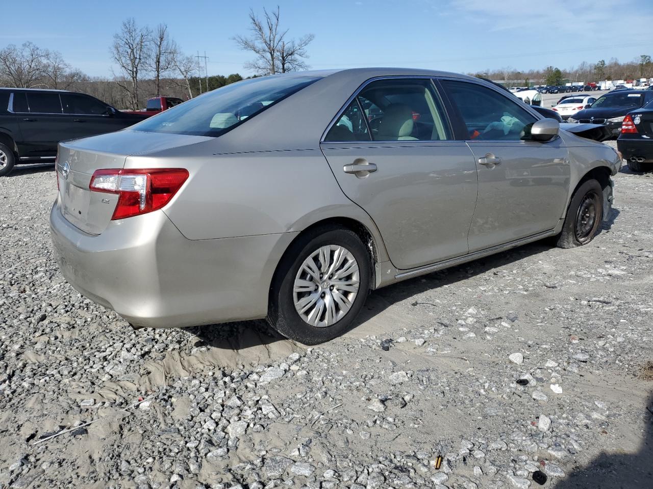 2013 TOYOTA CAMRY L - Image 3