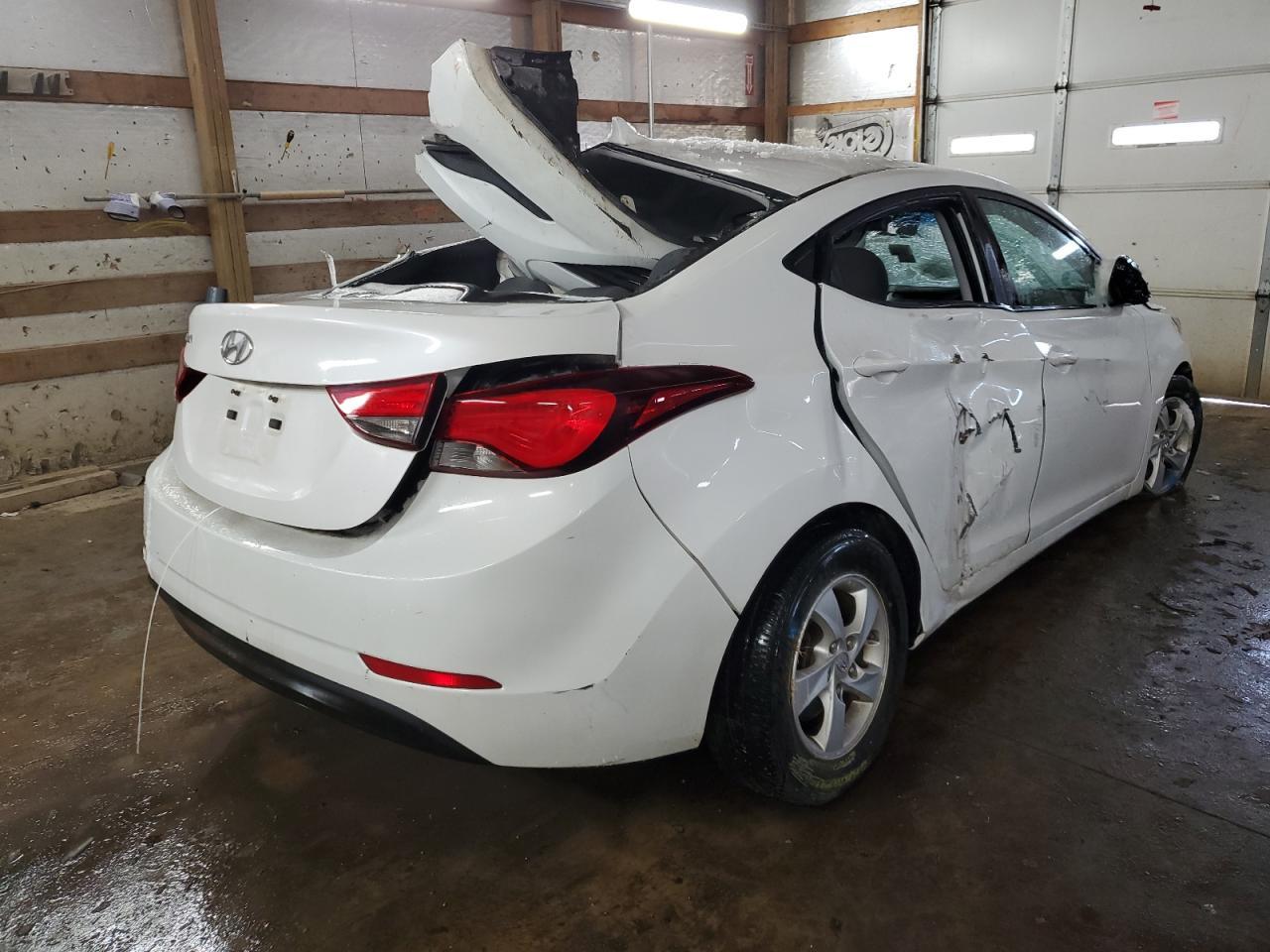 2015 HYUNDAI ELANTRA SE - Фото 3