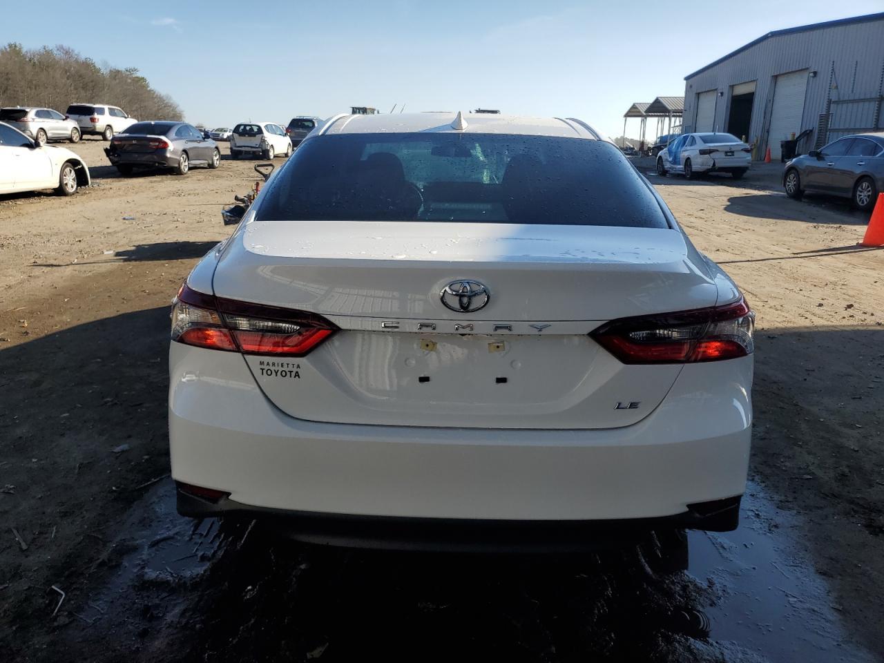 2024 TOYOTA CAMRY LE - Фото 6