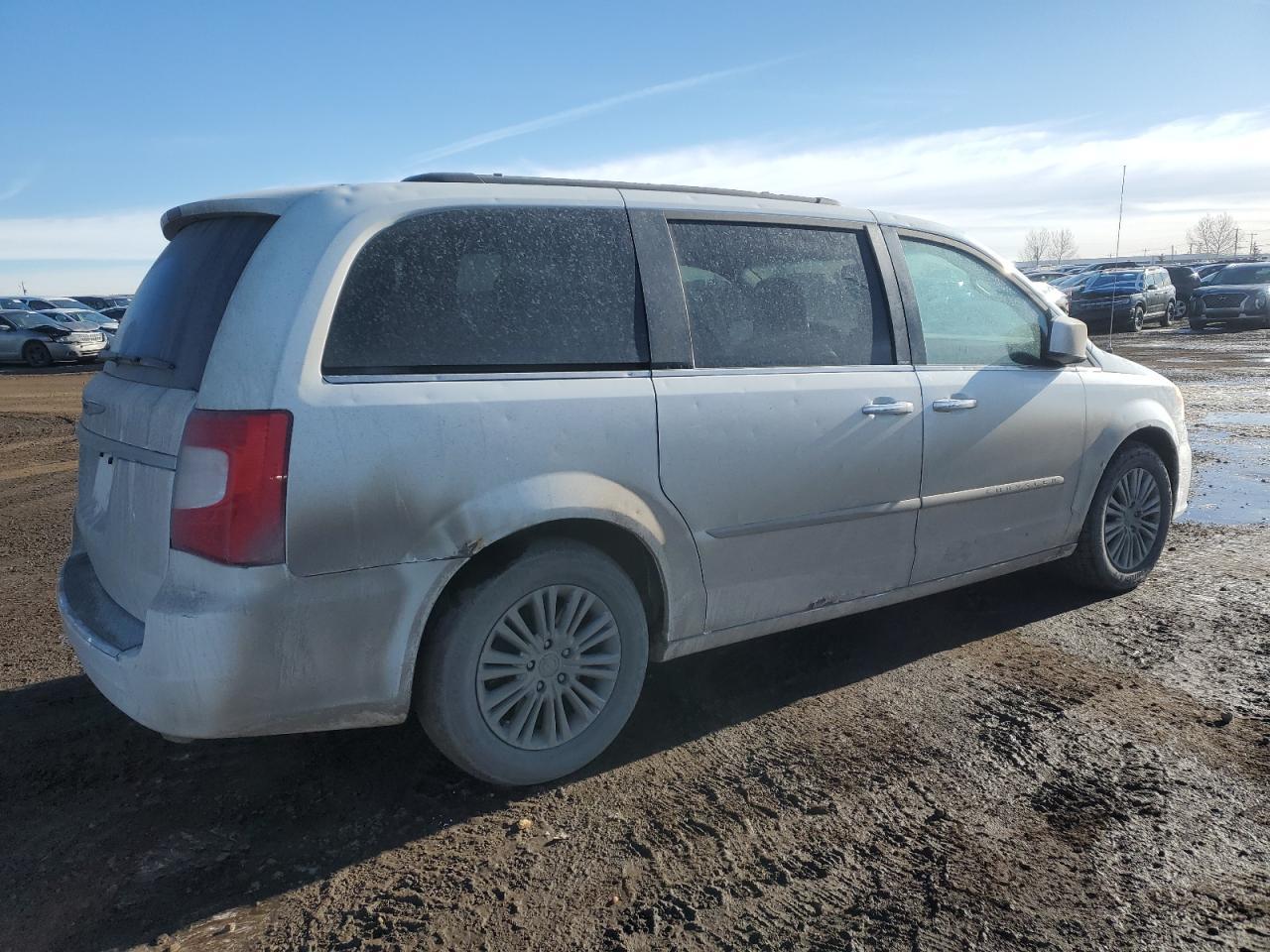 2014 CHRYSLER TOWN & COU - Фото 3