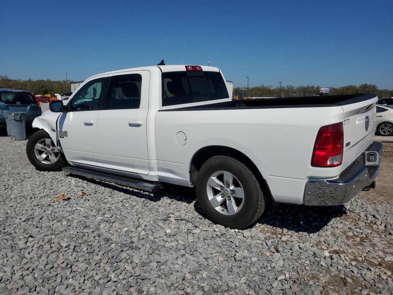 2020 RAM 1500 CLASS - Image 2
