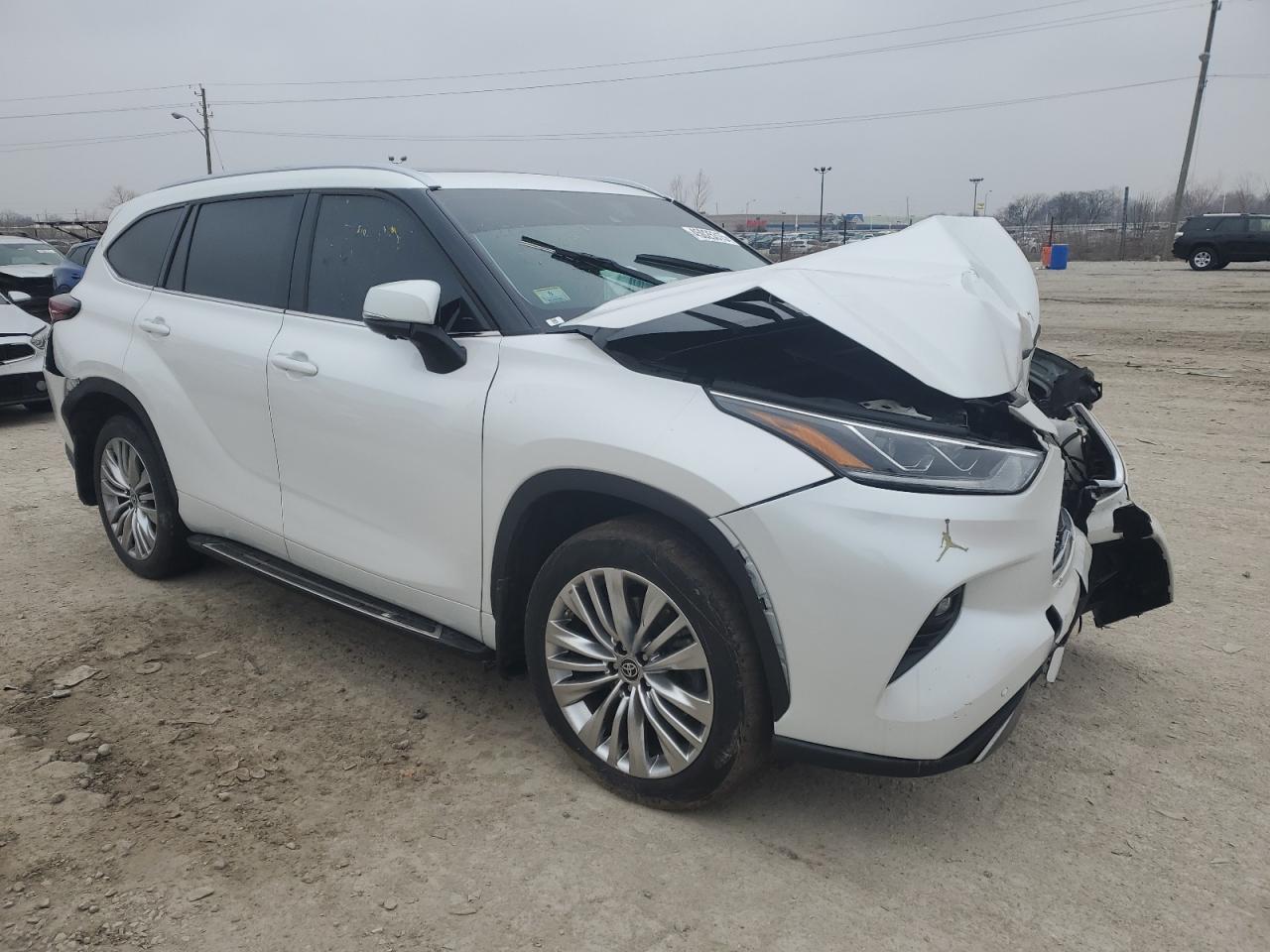 2024 TOYOTA HIGHLANDER - Фото 4