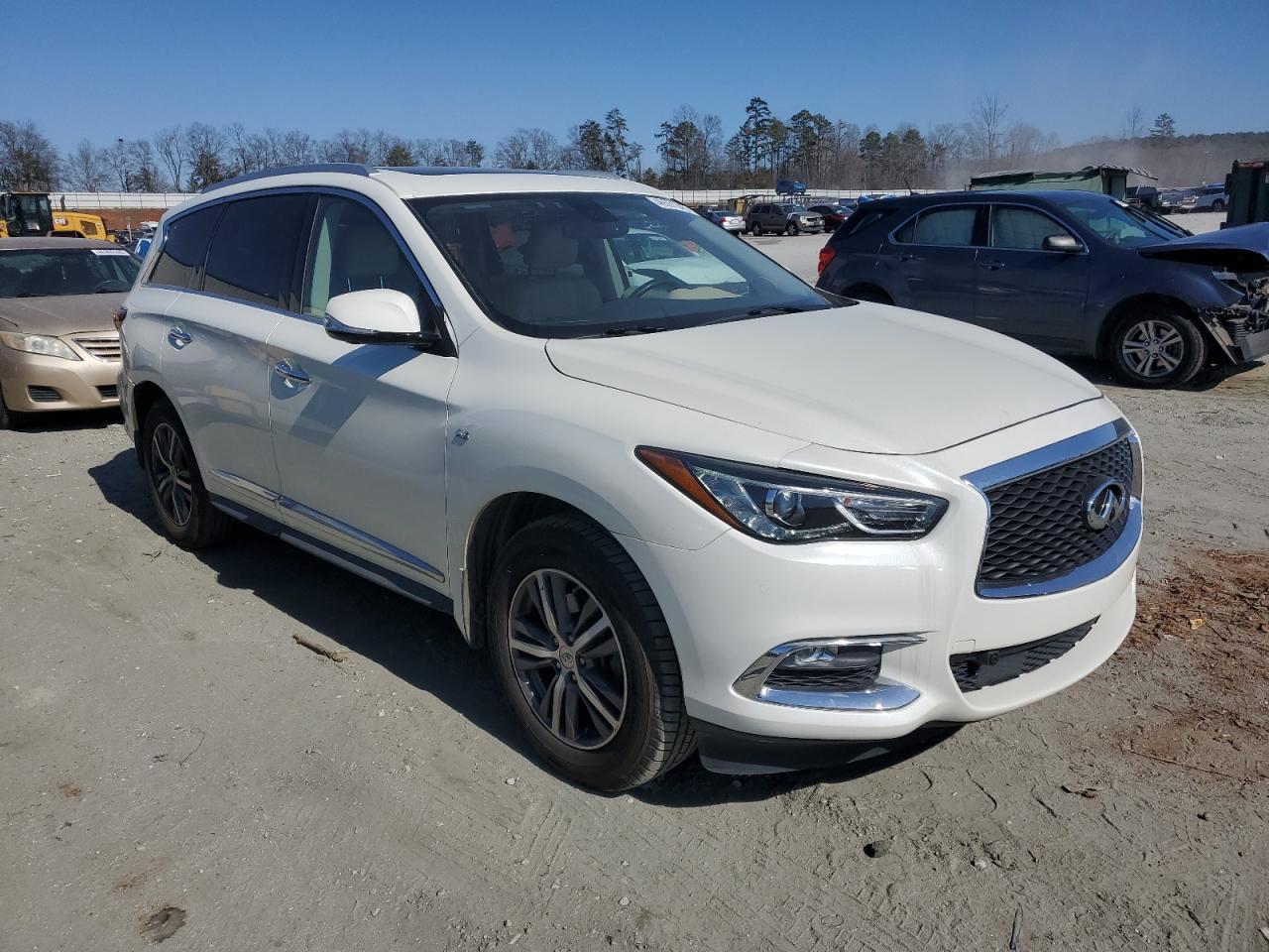 2017 INFINITI QX60 - Image 4