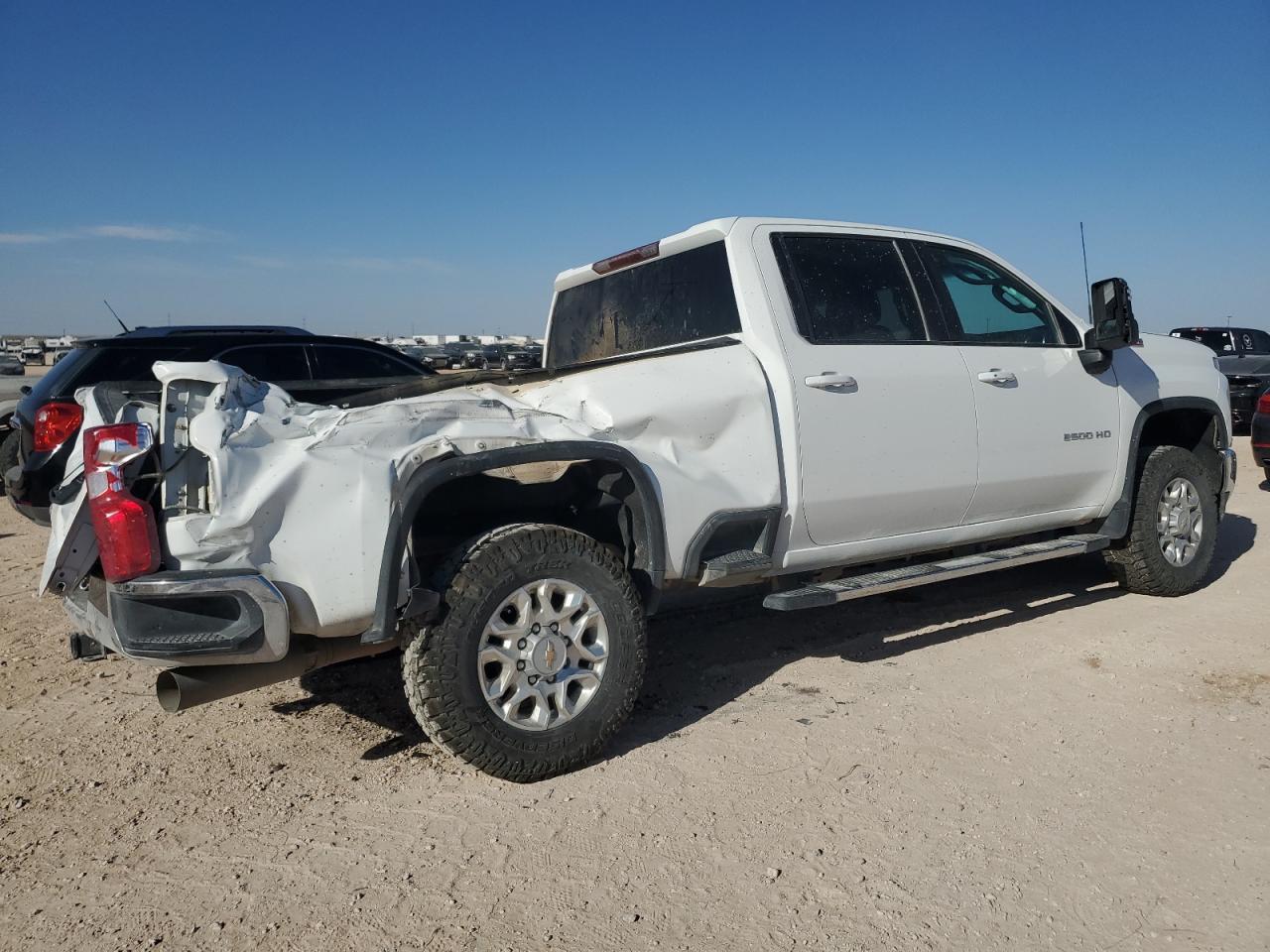 2023 CHEVROLET SILVERADO - Image 3