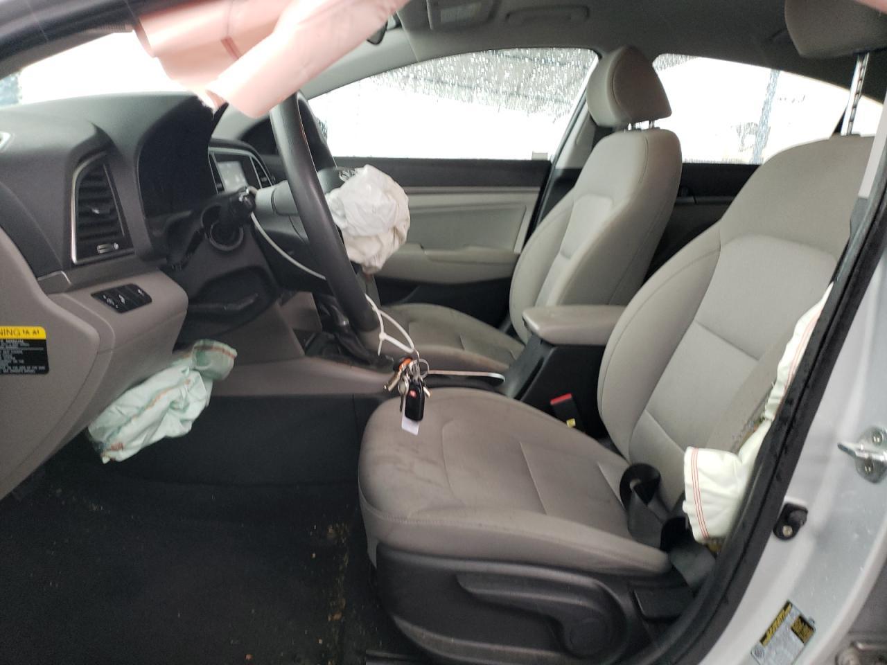 2018 HYUNDAI ELANTRA SE - Image 7
