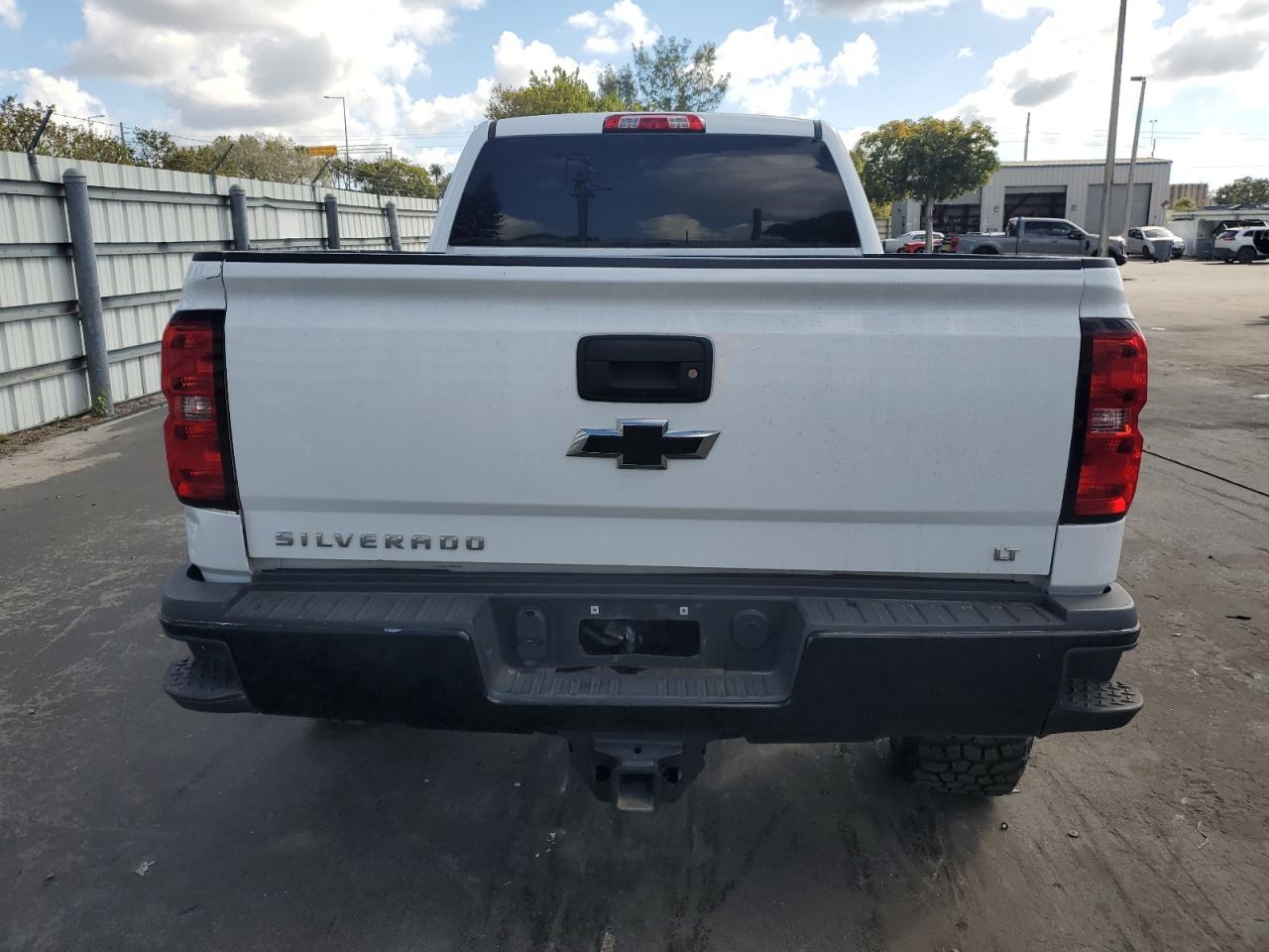 2018 CHEVROLET SILVERADO - Image 6