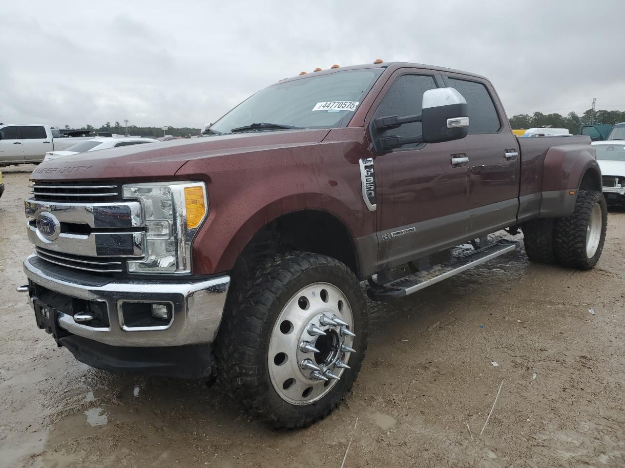 2017 FORD F350 SUPER