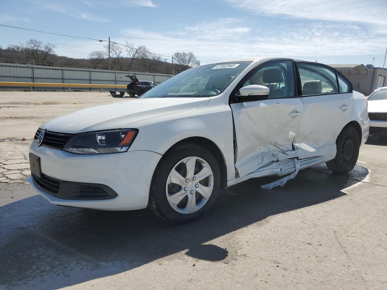 2014 VOLKSWAGEN JETTA SE