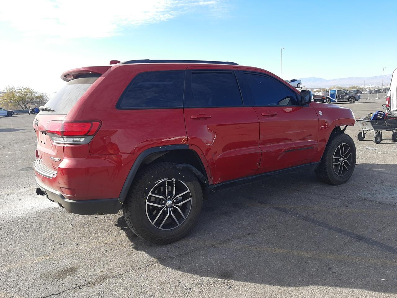 2018 JEEP GRAND CHER - Image 3