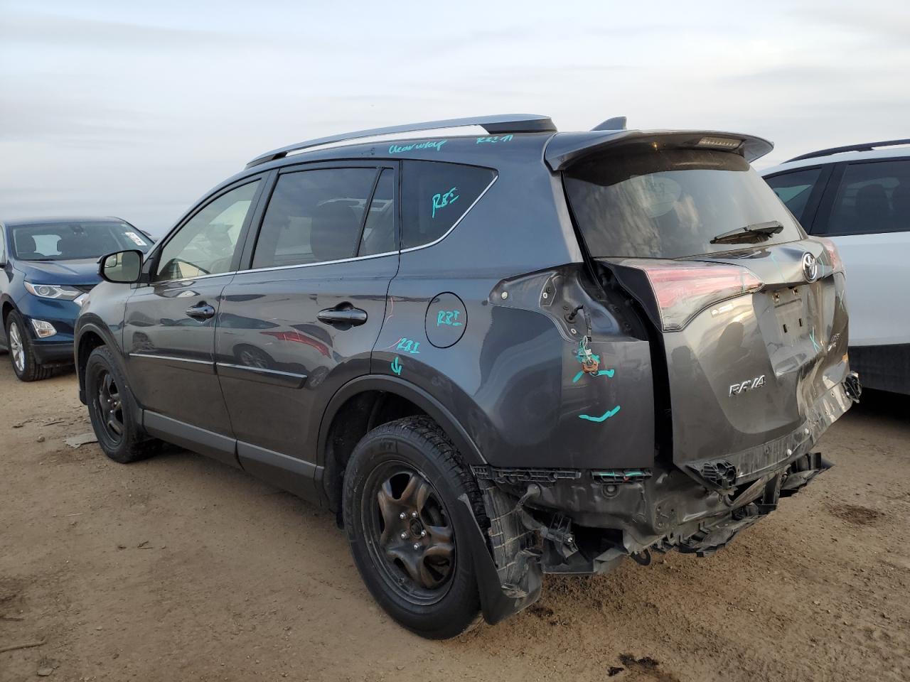 2017 TOYOTA RAV4 LE - Фото 2