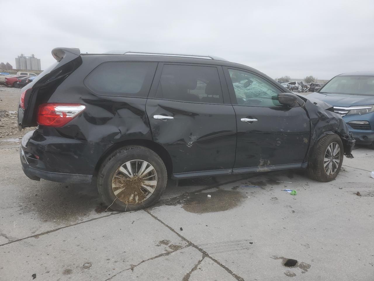 2018 NISSAN PATHFINDER - Image 3