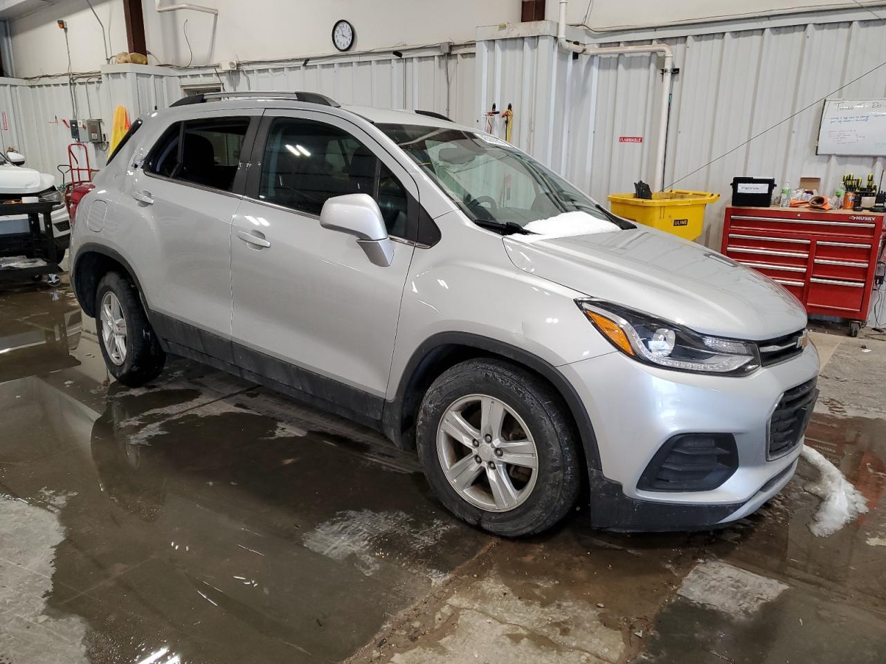 2018 CHEVROLET TRAX 1LT - Image 4
