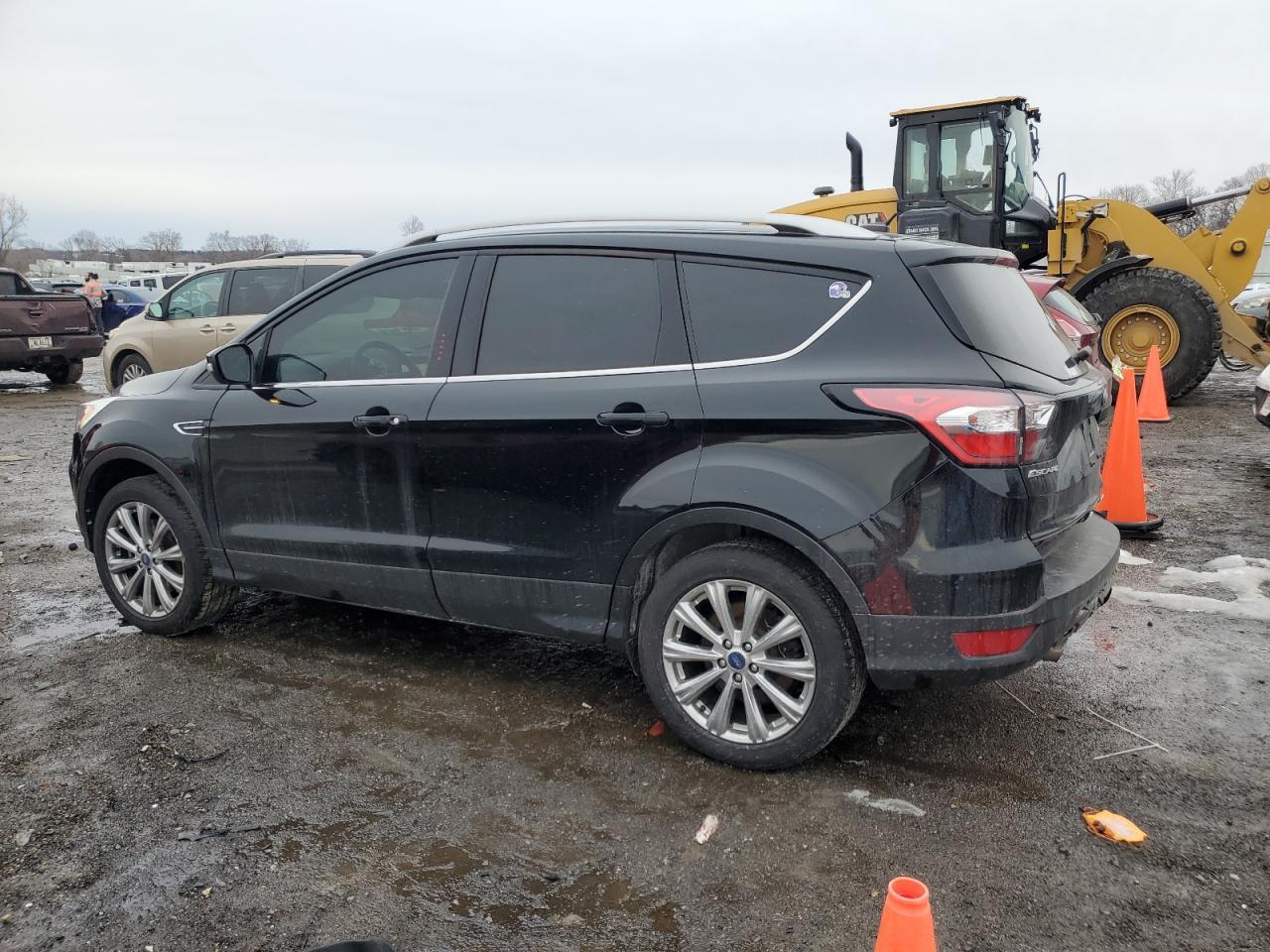 2017 FORD ESCAPE TIT - Image 2