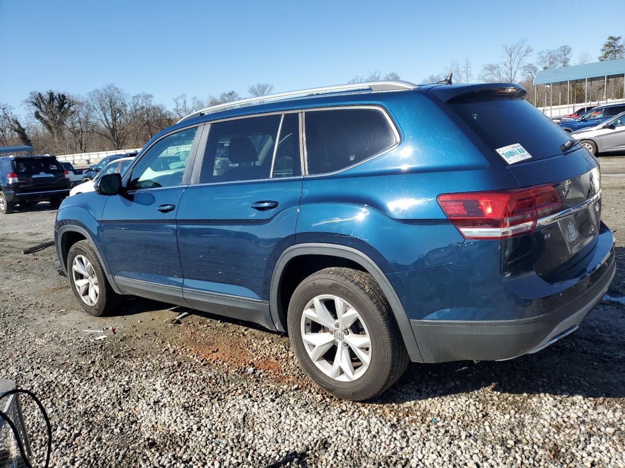 2018 VOLKSWAGEN ATLAS SE - Image 2