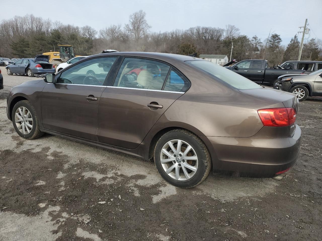 2014 VOLKSWAGEN JETTA SE - Image 2