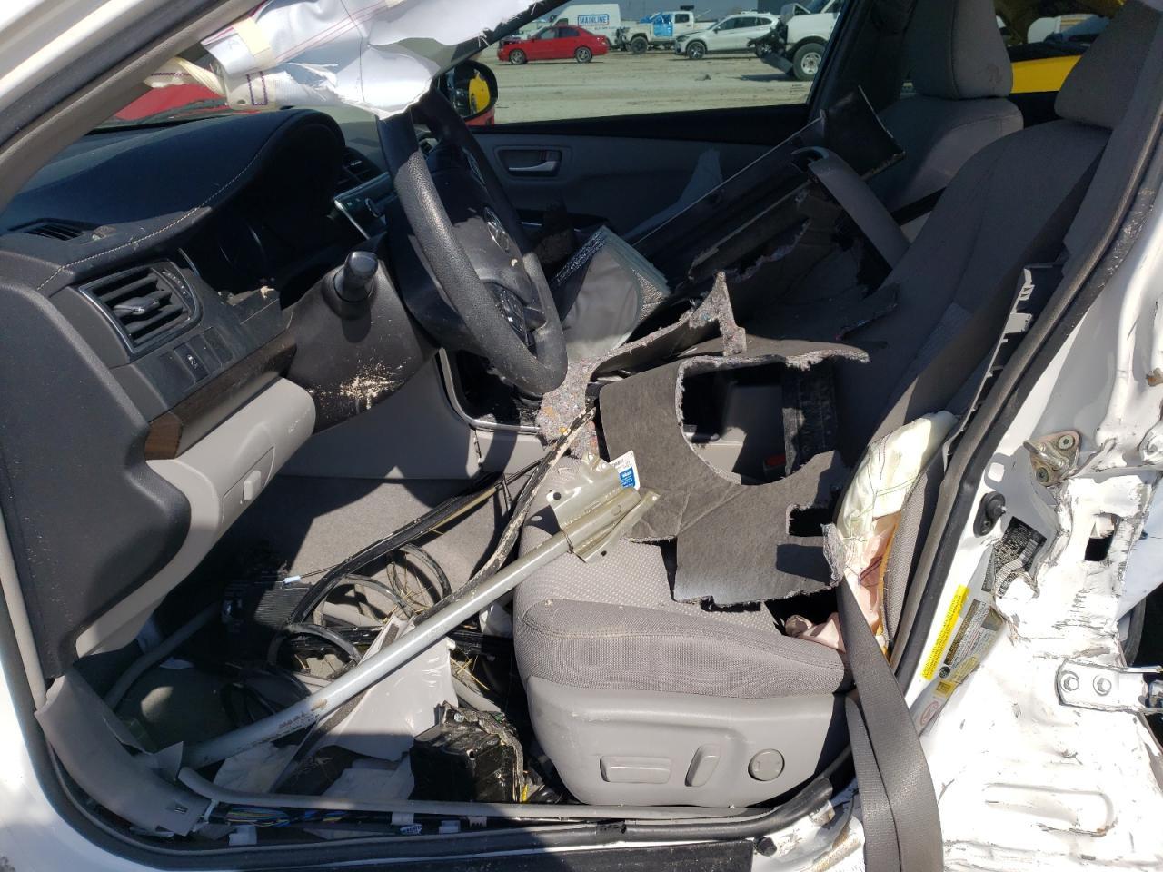 2017 TOYOTA CAMRY LE - Image 7