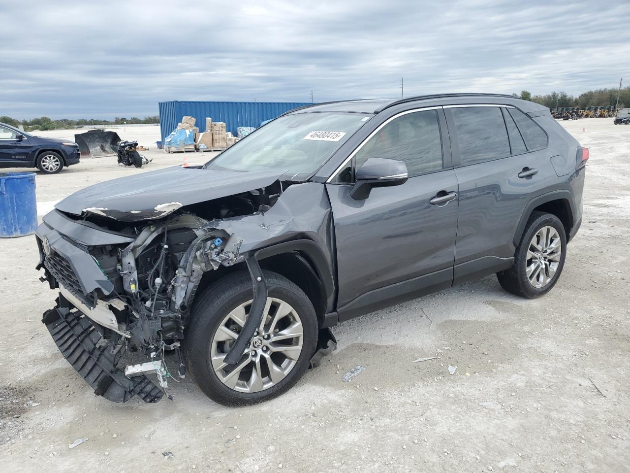 2019 TOYOTA RAV4 XLE P
