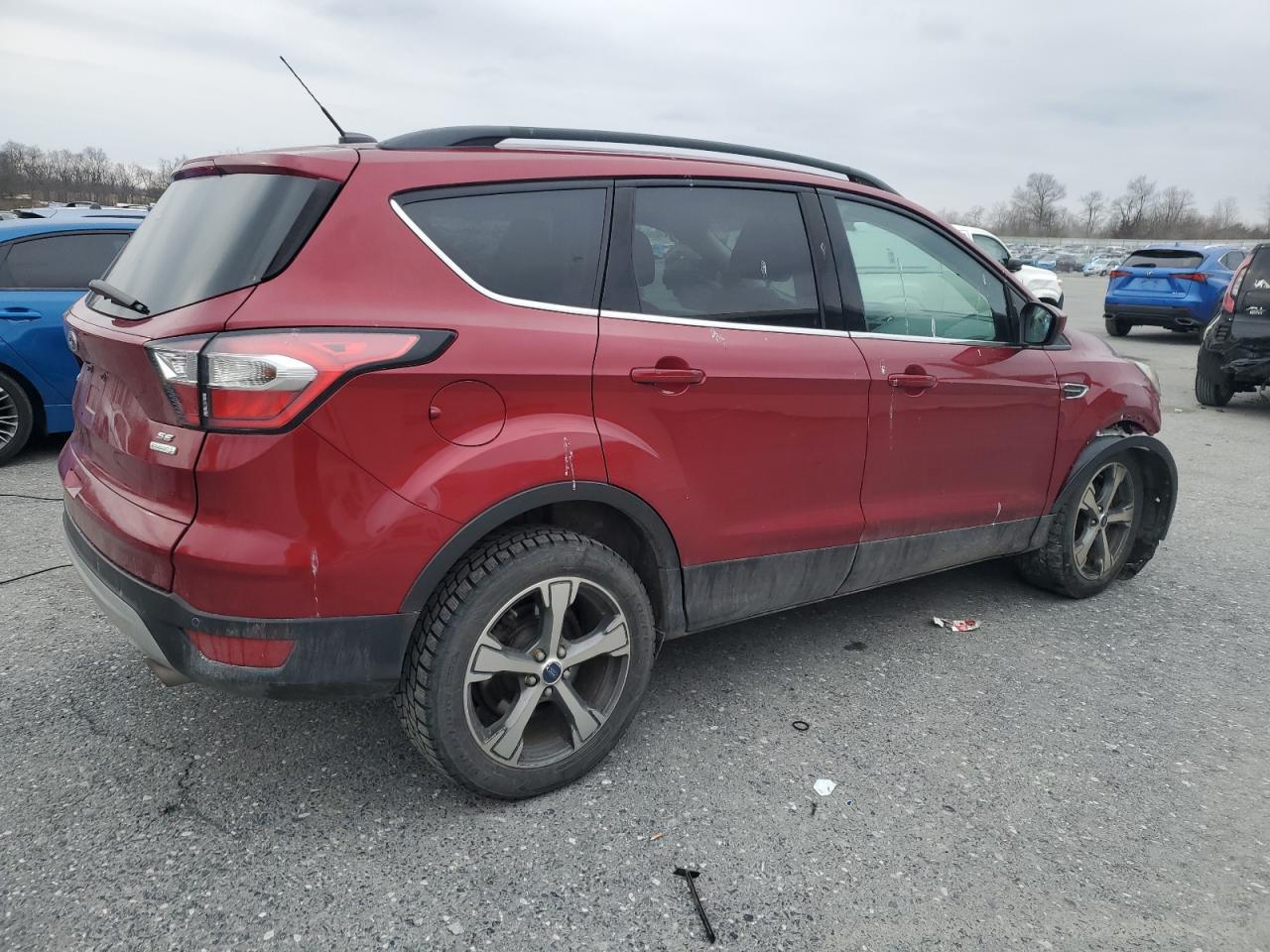 2017 FORD ESCAPE SE - Фото 3