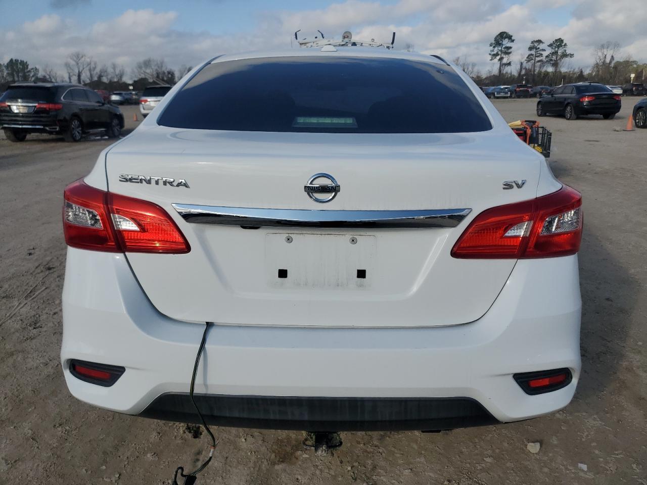 2016 NISSAN SENTRA S - Фото 6