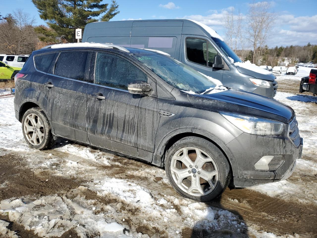 2017 FORD ESCAPE TIT - Image 4